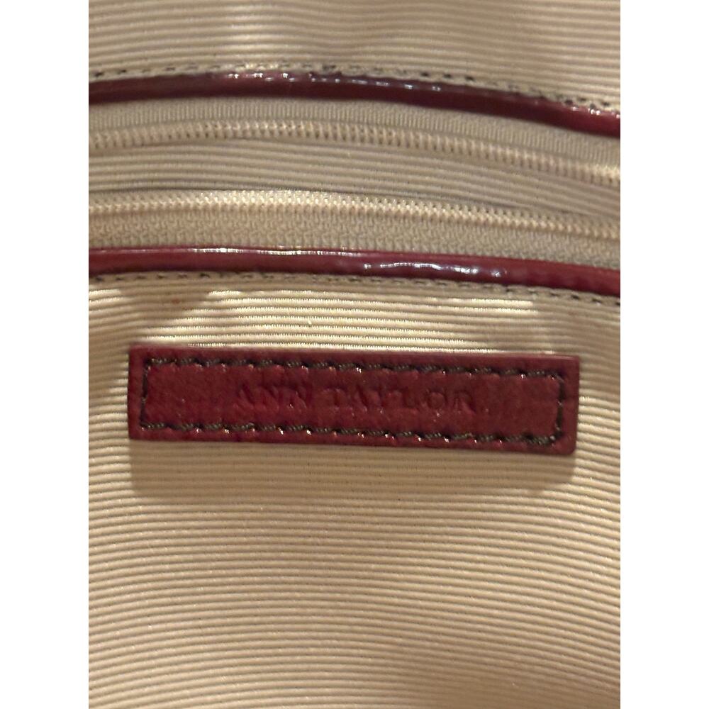 Ann Taylor Deep Red Patent Leather Satchel Shoulder Bag EUC - Picture 8 of 9